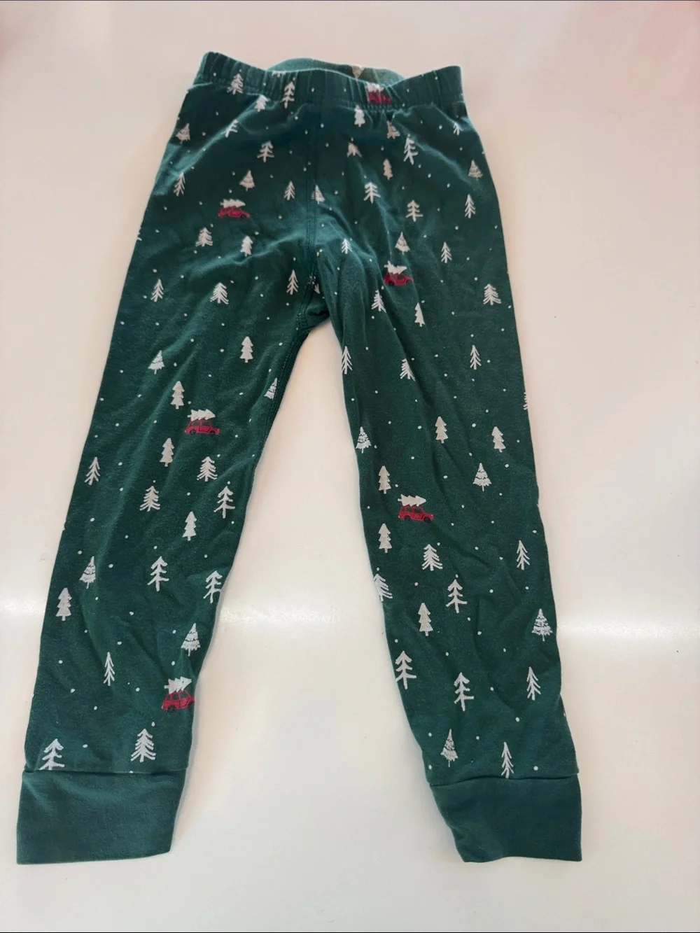 Hanna Andersson Dark Green Forest Print Pajama Set with Red Accent Cars